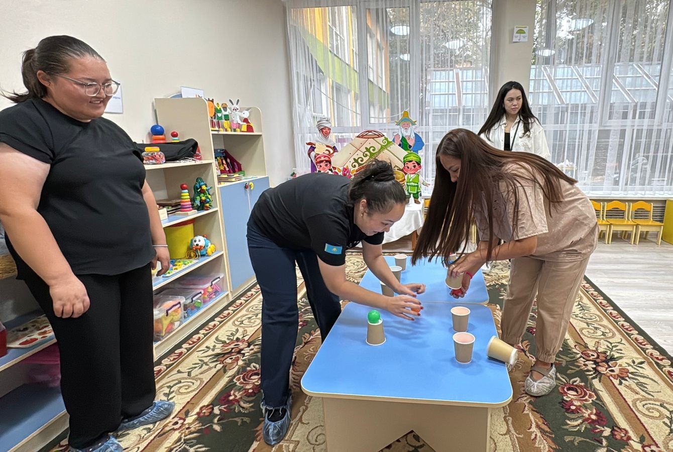 Ата-аналар жиналысы: "Баланың балабақшаға бейімделуі"