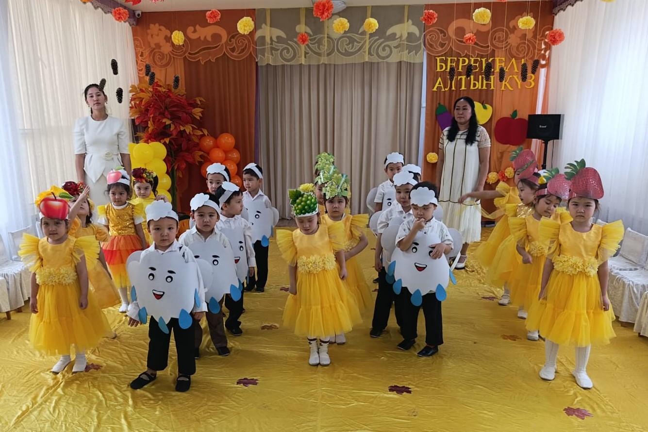 Тақырыбы: "Алтын күз әсем айналам, Еліне береке сыйлаған"
